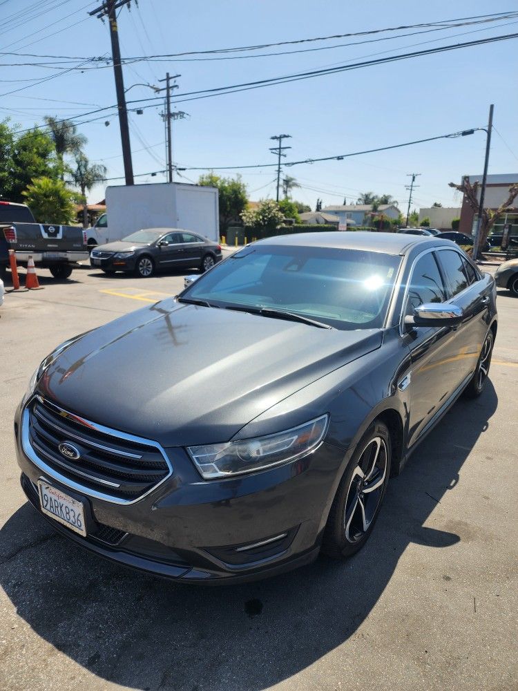 2017 Ford Taurus