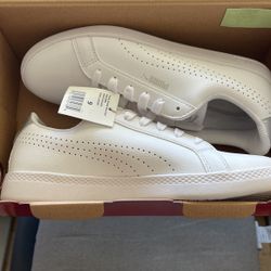Women’s Puma Shoe