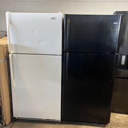 Compact 2-Door Refrigerator – Ready to Use!