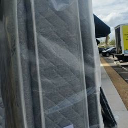 New 2 sided pillowtop mattress