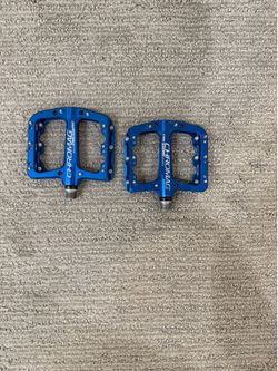 Chromag Pressure MTB pedals Blue