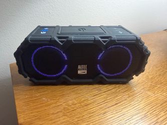 Altec Lansing LifeJacket Jolt IMW580L Black Portable Bluetooth Speaker 24W AUX
