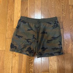 Army Shorts Large 