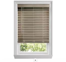 Home Decorators Collection 2.5-Inch Cordless Faux Wood Blinds – Driftwood Gray – 59 × 48