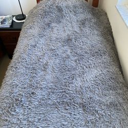 Intelligent Design Faux Fur Reversible Comforter