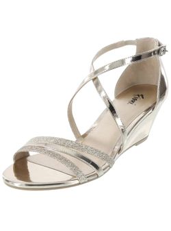 Women’s wedges champagne 8wide