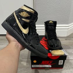 Jordan 1 High Black Metallic Gold