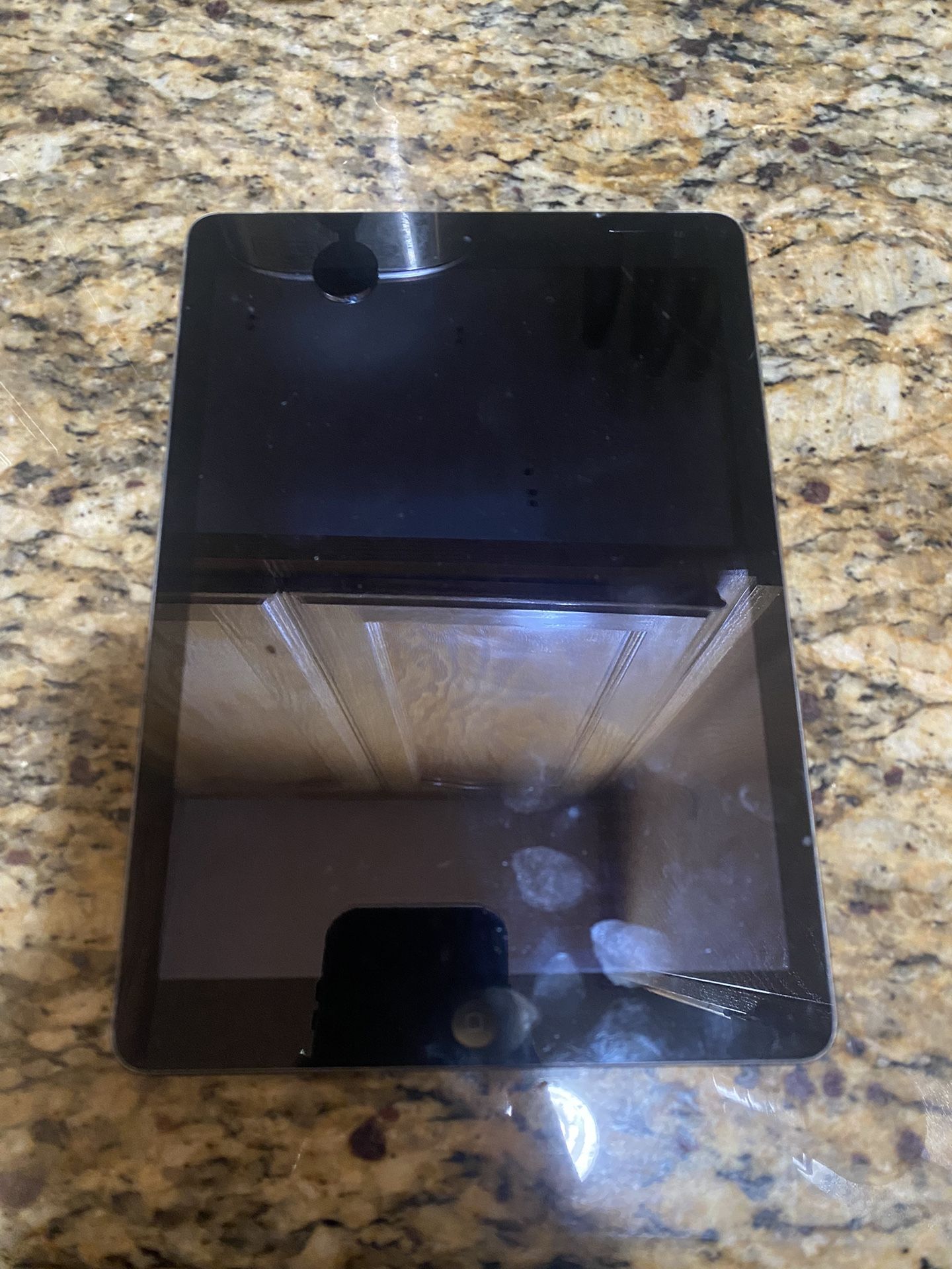 Apple iPad 1st Generation A 1475