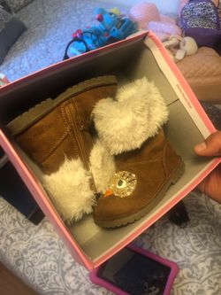 Toodlers boots