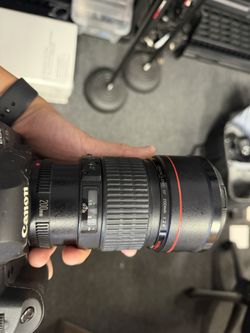 Canon EF 200mm f/2.8L USM Telephoto Prime Lens