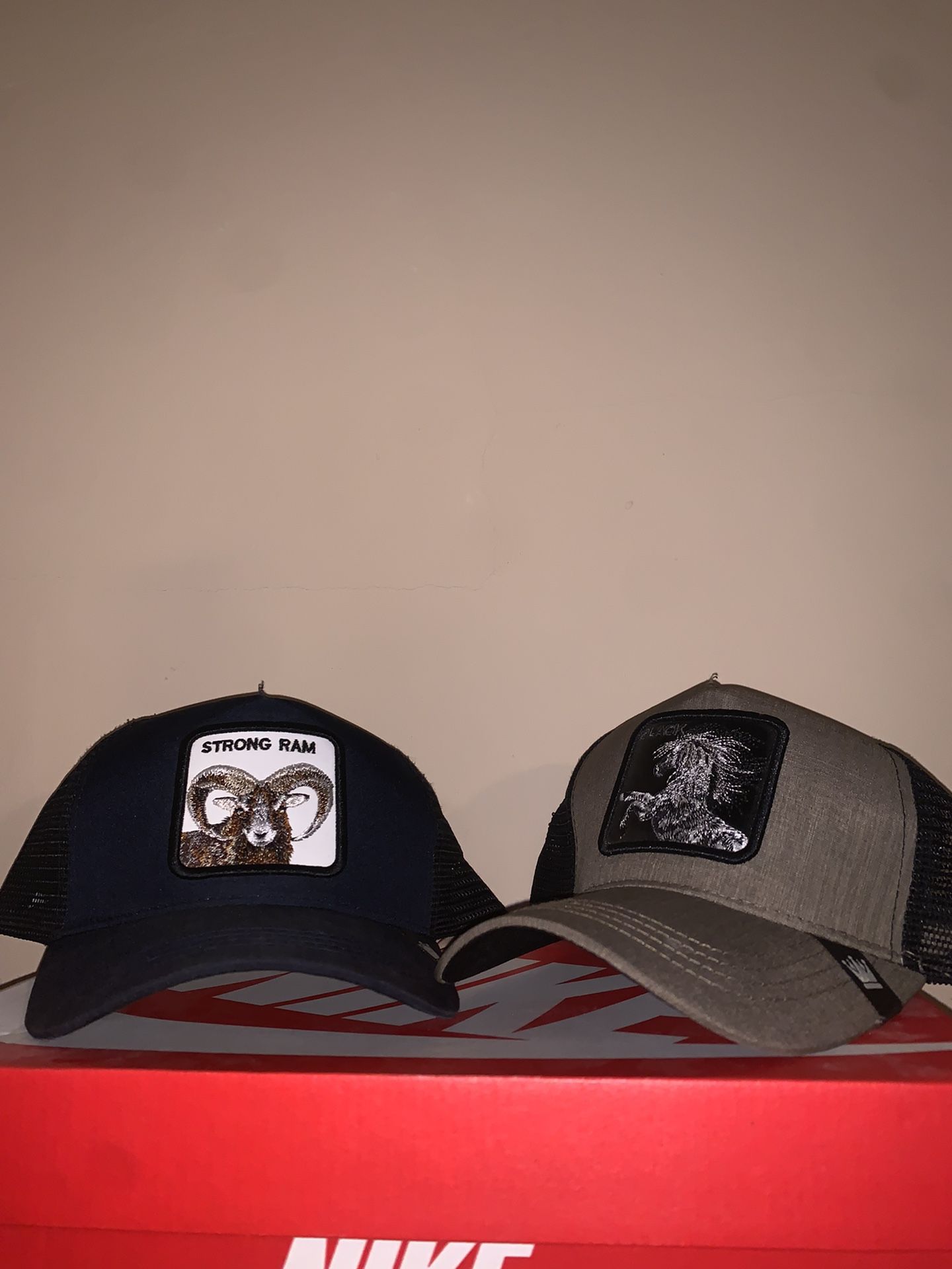 2 Hats