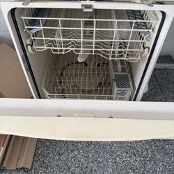 Dishwasher GE Works Great