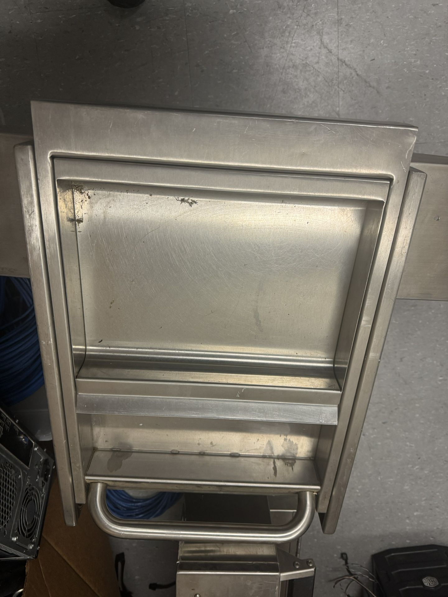 Drawer Brush