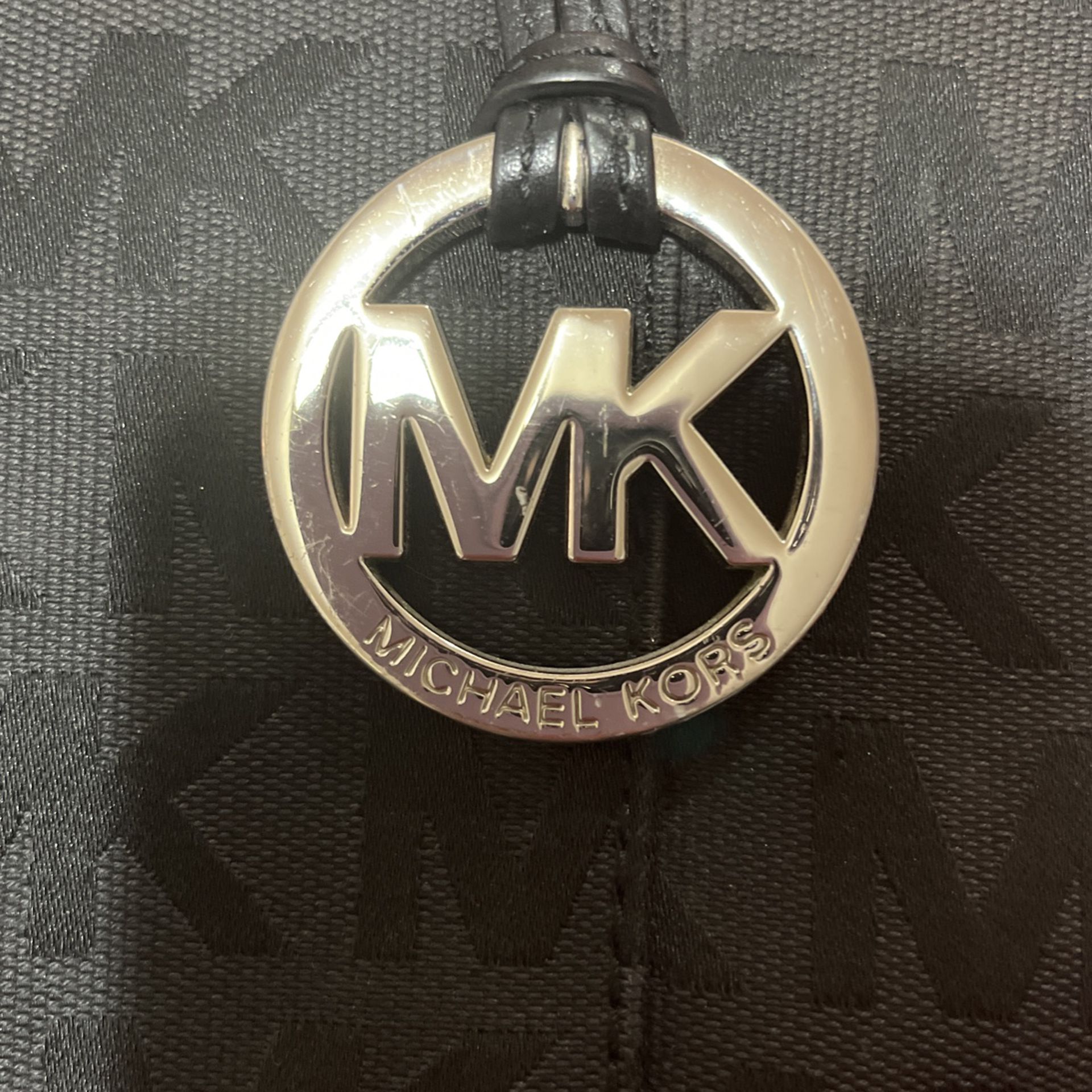 Michael Kors Vintage Monogrammed Canvas and Leather Hobo Purse for Sale in  Murfreesboro, TN - OfferUp