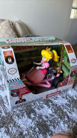 Carrera Mario Kart Princess Peach RC Car