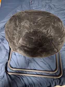Black Faux Fur Saucer Moon Chair