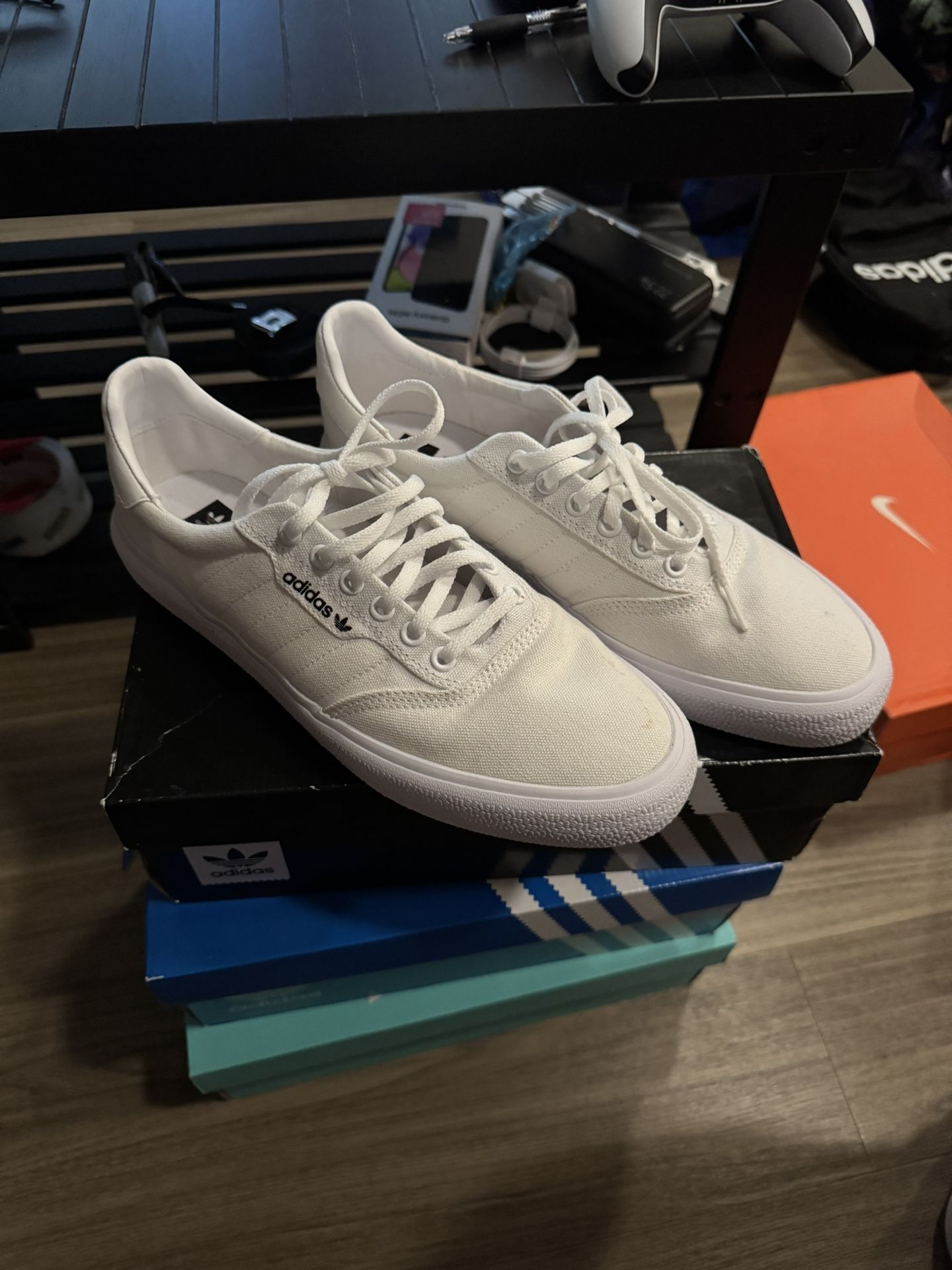 Adidas 3MC