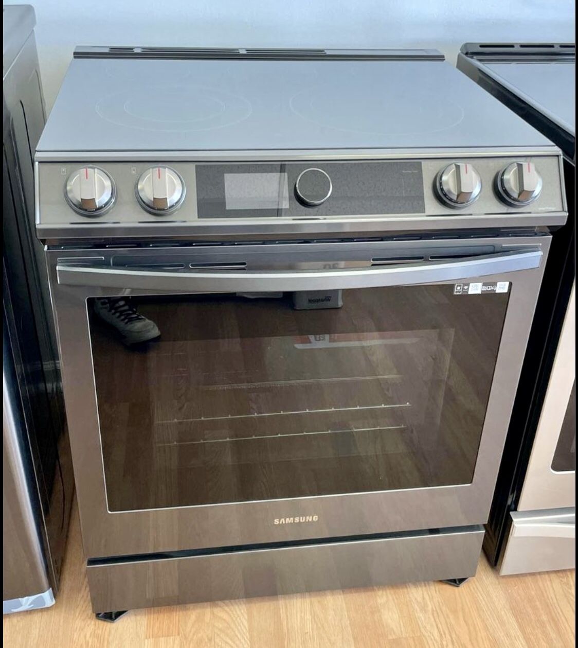 Samsung AirFry Electric Range