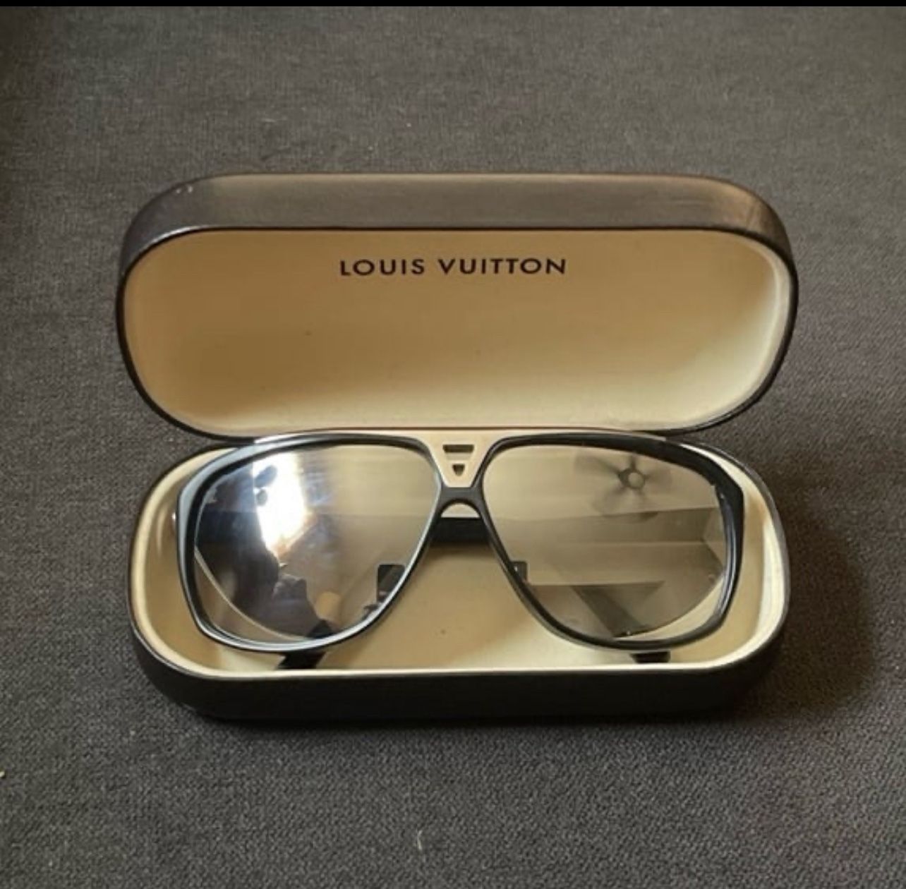 Louis Vuitton Mascot Sunglasses w/ case