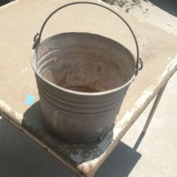 Vintage No.8 Metal Bucket 