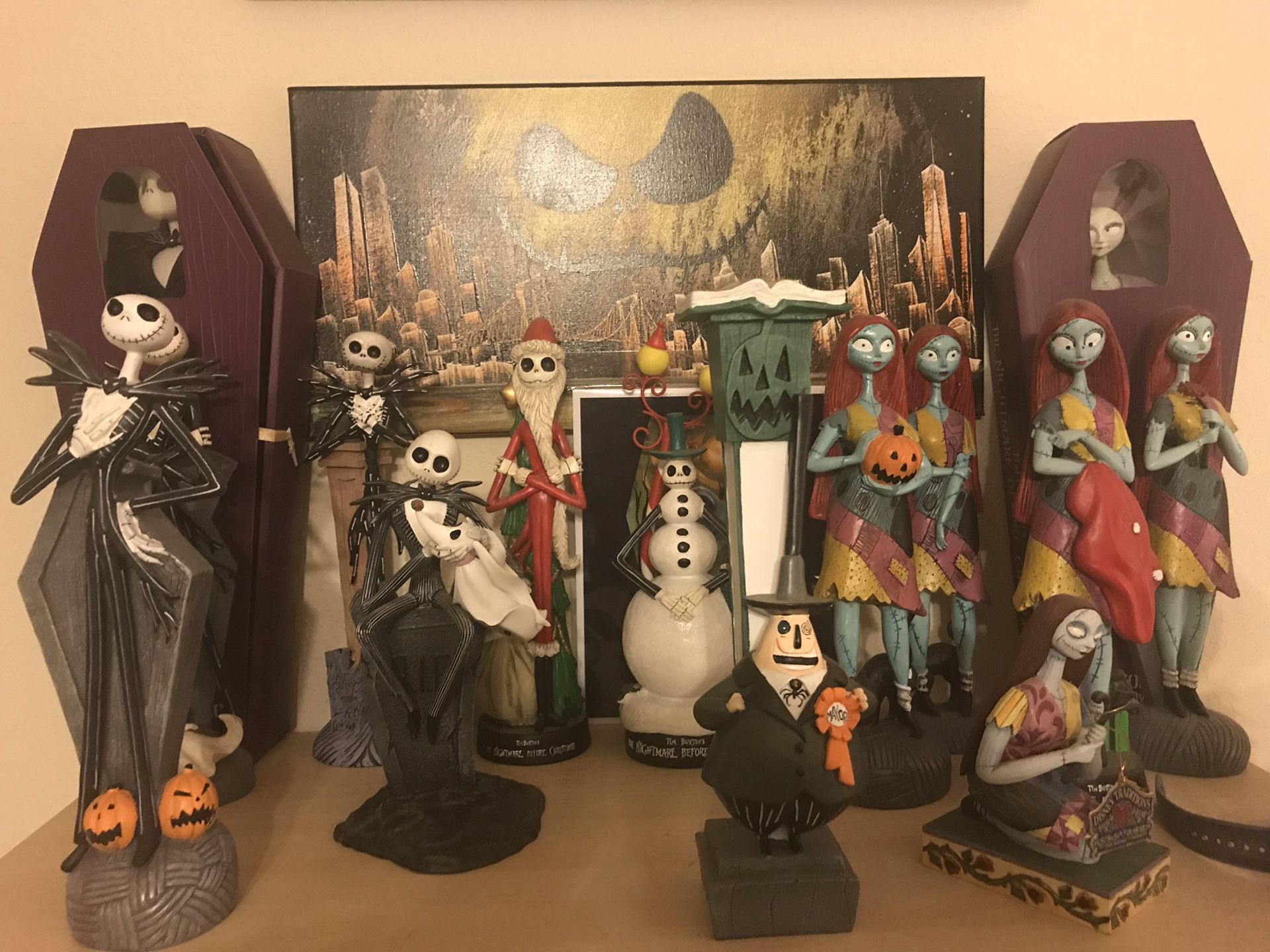 Nightmare before Christmas statue figures