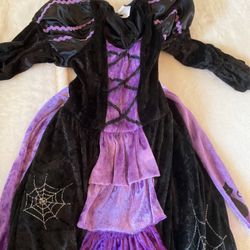 Costume 