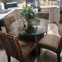 Pottery Barn Table And Chairs 