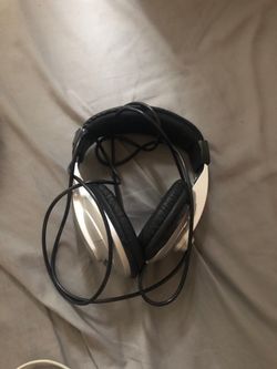 Samson headphones