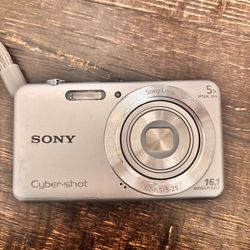 Sony Cybershot DSC-W710