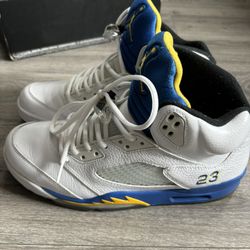 Jordan 5 Retro Laney (2013)