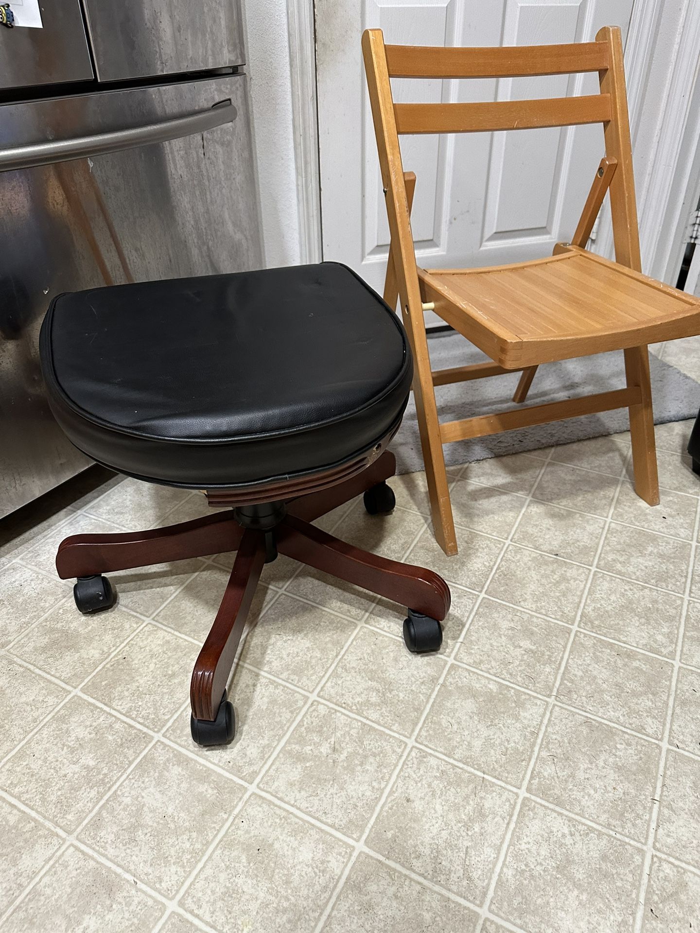 OFFICE/GARAGE/HOUSEHOLD CHAIRS (See Below Description)