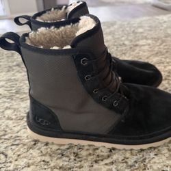 Men’s Ugg Lace Up Boot 