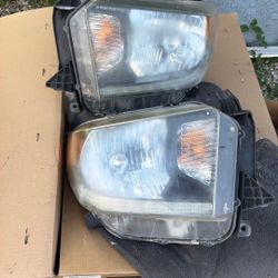 2018-2021 OEM Toyota Tundra Headlights – LED DRL – TSS