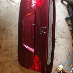 2010 Honda Civic Trunk Red Color 