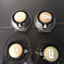 Tahoe Yukon Oem Bose Speaker Set
