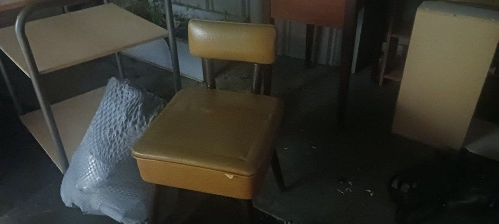 Vintage Sewing Chair With Hidaway Seat 