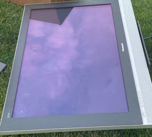 45" PANASONIC TELEVISION