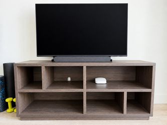Wood Grain TV Stand with Open Shelves