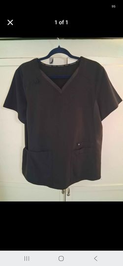 Women's scrub shirt