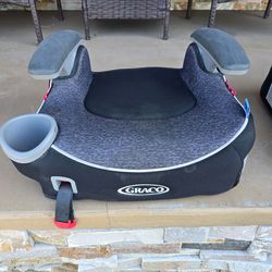 2 Graco Booster Seats