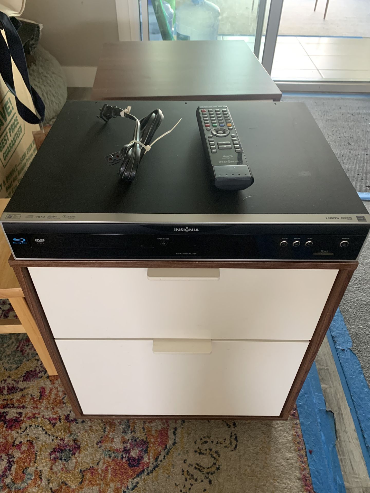 Insignia DVD BlueRay Player
