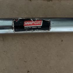 Crosscut Christmas Tree Saw