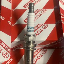 Toyota Spark Plug (Iridium) For Csion IM, IQ,XD, Toyota CHR, Corolla, Matrix , Prius, Various Years See All Picture To See Fitment Ablo Español