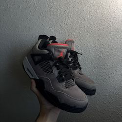 Jordan 4s taupe Haze