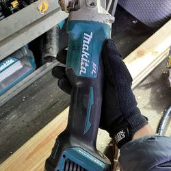 Makita Grinder
