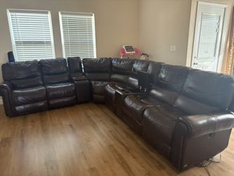 Large electric reclining Sectional