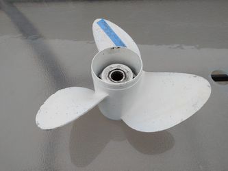 Propellers Honda 13-1/2x15 