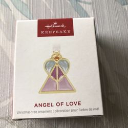 Hallmark 2024 Angel Of Love ornament - NEW