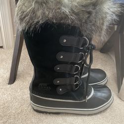 Sorel WOMEN'S JOAN OF ARCTIC™ BOOT - Brand New - $175- Size 8.5