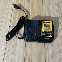 Dewalt 12-Volt And 20-Volt Power Tool Battery Charger